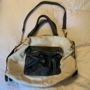 Steve Madden purse. EUC. Light beige and brown with gold zipper and chain.